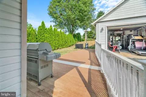 8 Davis Ave, Frederick, MD 21701 photo 24