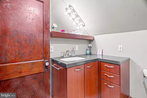 8 Davis Ave, Frederick, MD 21701 photo 18