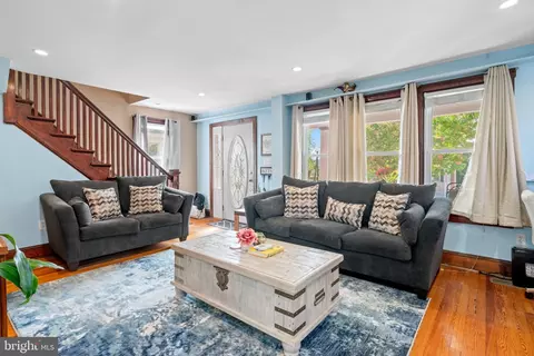 8 Davis Ave, Frederick, MD 21701 photo 3