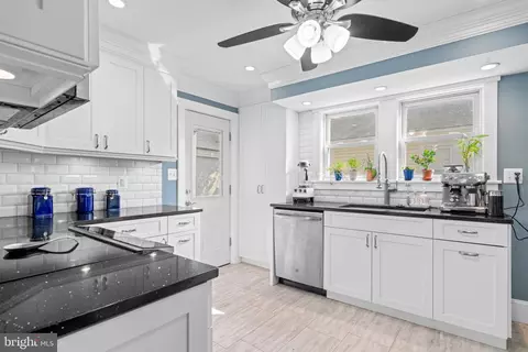 8 Davis Ave, Frederick, MD 21701 photo 10