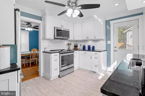8 Davis Ave, Frederick, MD 21701 photo 12