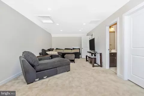 9100 Kenway Ln, Frederick, MD 21704 photo 34