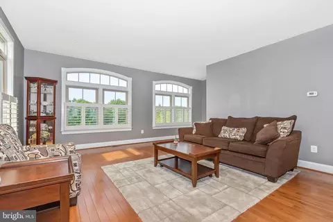 9100 Kenway Ln, Frederick, MD 21704 photo 9