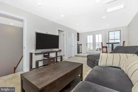 9100 Kenway Ln, Frederick, MD 21704 photo 33