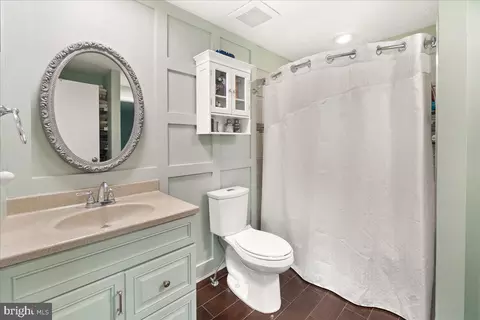 Bath - 1733 Northridge, Frederick, MD 21702 photo 2 of 3