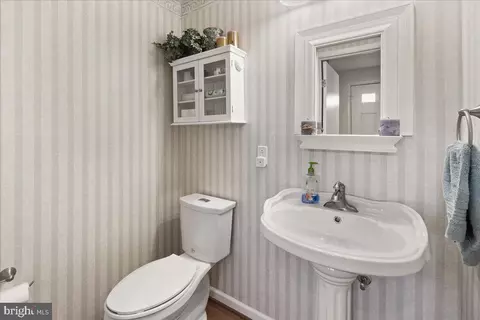 Bath - 1733 Northridge, Frederick, MD 21702 photo 1 of 3