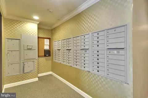 Entry Way - 35 E All Saints St #102, Frederick, MD 21701 photo 1 of 3