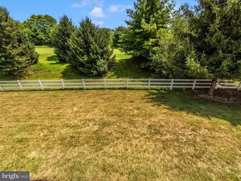 Exterior - 6 Farmstead Pl, Middletown, MD 21769 photo 9 of 17
