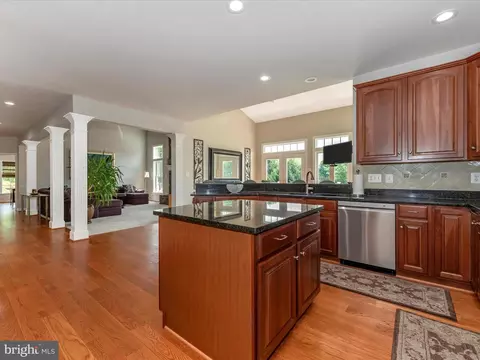 Kitchen - 6 Farmstead Pl, Middletown, MD 21769 photo 6 of 8