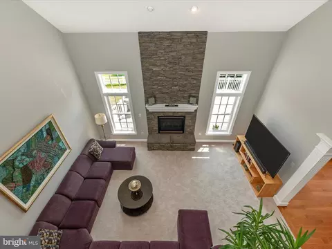 Living - 6 Farmstead Pl, Middletown, MD 21769 photo 5 of 5