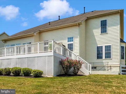 Exterior - 6 Farmstead Pl, Middletown, MD 21769 photo 4 of 17