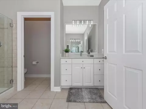 Bath - 6 Farmstead Pl, Middletown, MD 21769 photo 3 of 6