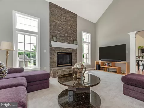 Living - 6 Farmstead Pl, Middletown, MD 21769 photo 2 of 5