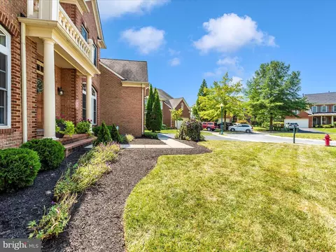 Exterior - 6 Farmstead Pl, Middletown, MD 21769 photo 10 of 17