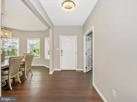 1704 Trotter St, Frederick, MD 21702 photo 3