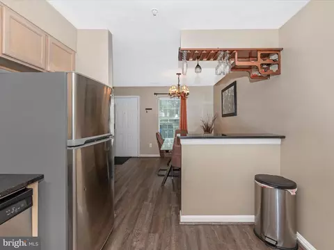 Kitchen - 133 Heathfield Dr, Frederick, MD 21702 photo 6 of 6