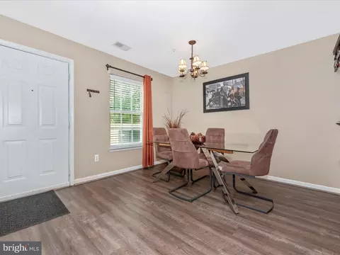 Dining - 133 Heathfield Dr, Frederick, MD 21702 photo 1 of 5
