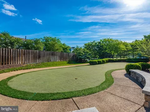 Exterior - 133 Heathfield Dr, Frederick, MD 21702 photo 13 of 13