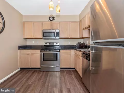 Kitchen - 133 Heathfield Dr, Frederick, MD 21702 photo 1 of 6