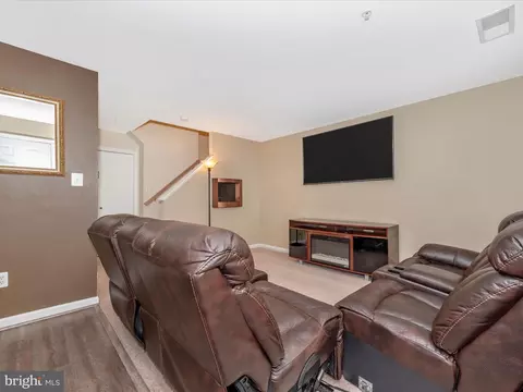 Other - 133 Heathfield Dr, Frederick, MD 21702 photo 4 of 7