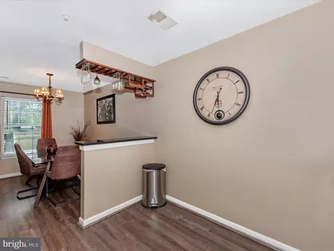 Dining - 133 Heathfield Dr, Frederick, MD 21702 photo 4 of 5