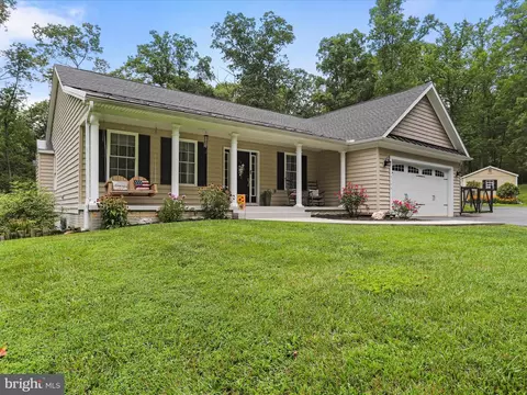 15106 Black Ankle Rd, Mount Airy, MD 21771