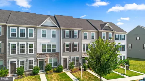 6636 Ballenger Run Blvd, Frederick, MD 21703 photo 3