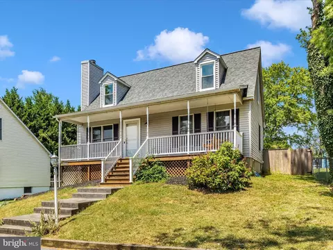 3860 Clay St, Point Of Rocks, MD 21777