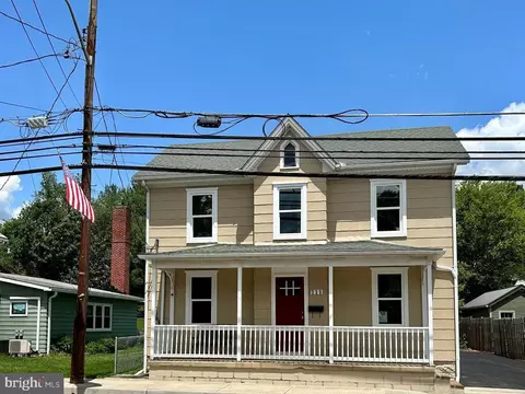111 W Main St, Thurmont, MD 21788