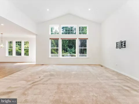 700 Kaplon Ct, Brunswick, MD 21716 photo 5