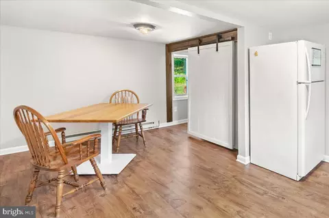 Dining - 14008 Brown Rd, Smithsburg, MD 21783 photo 1 of 3
