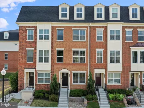 7177 Macon St, Frederick, MD 21703