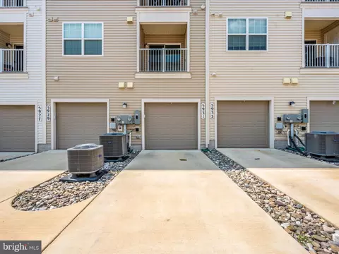 Exterior - 5931 Krantz Dr, Frederick, MD 21703 photo 8 of 21