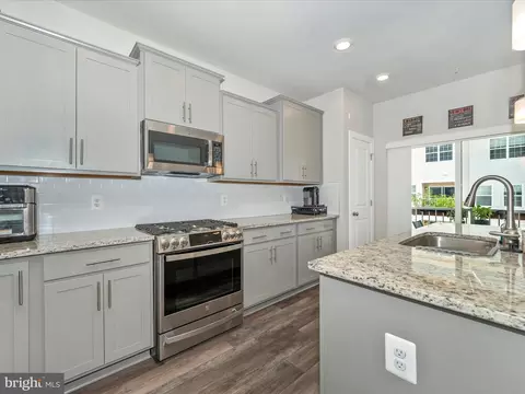 Kitchen - 5931 Krantz Dr, Frederick, MD 21703 photo 6 of 6
