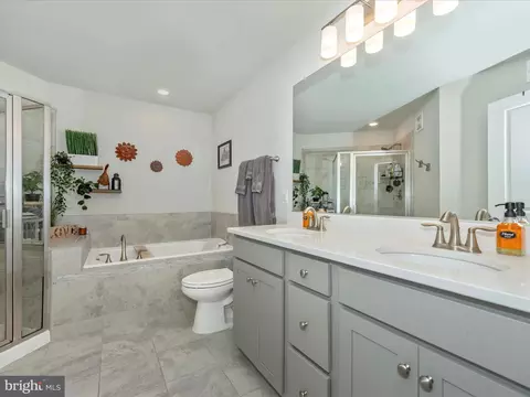 Bath - 5931 Krantz Dr, Frederick, MD 21703 photo 2 of 4