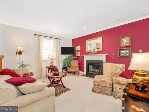 813 Dunbrooke Ct, Frederick, MD 21701 photo 4