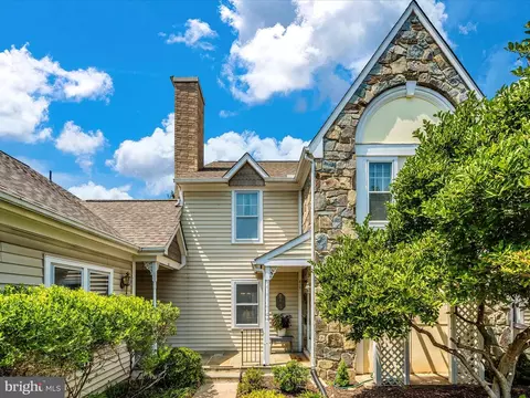 813 Dunbrooke Ct, Frederick, MD 21701
