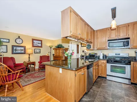 813 Dunbrooke Ct, Frederick, MD 21701 photo 10
