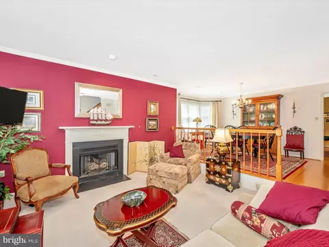 813 Dunbrooke Ct, Frederick, MD 21701 photo 3