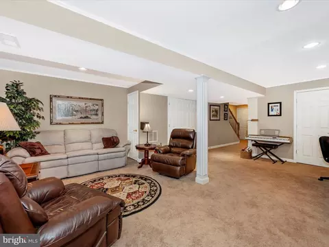 813 Dunbrooke Ct, Frederick, MD 21701 photo 27
