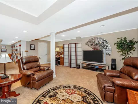 813 Dunbrooke Ct, Frederick, MD 21701 photo 28