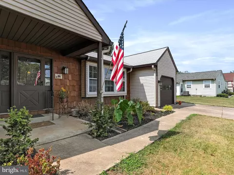 7041 Catalpa Rd, Frederick, MD 21703 photo 5