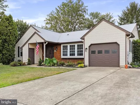 7041 Catalpa Rd, Frederick, MD 21703