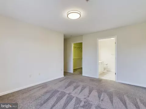 302 Baughmans Ln #J, Frederick, MD 21702 photo 32