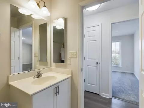 302 Baughmans Ln #J, Frederick, MD 21702 photo 24