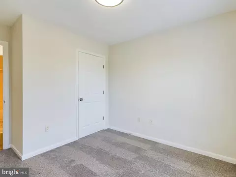 302 Baughmans Ln #J, Frederick, MD 21702 photo 26