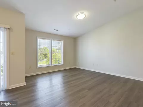 302 Baughmans Ln #J, Frederick, MD 21702 photo 20