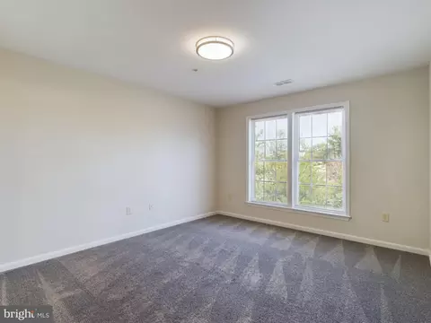 302 Baughmans Ln #J, Frederick, MD 21702 photo 30
