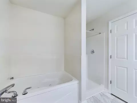 302 Baughmans Ln #J, Frederick, MD 21702 photo 35