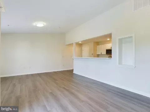 302 Baughmans Ln #J, Frederick, MD 21702 photo 15
